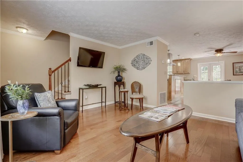 6118 Park Avenue Unit H11, Sandy Springs, Georgia 30342, 2 Bedrooms Bedrooms, ,2 BathroomsBathrooms,Residential,Sold,6118 Park Avenue Unit H11,6051490