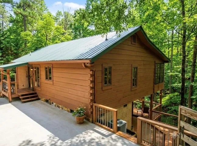 Private setting on 2.5 Acres