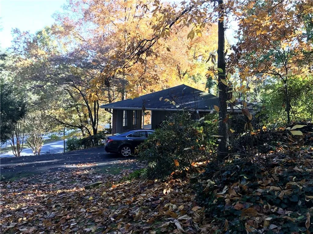 495 Abernathy Road Ne, Sandy Springs, Georgia 30328, 4 Bedrooms Bedrooms, ,2 BathroomsBathrooms,Residential,Sold,495 Abernathy Road Ne,5950892