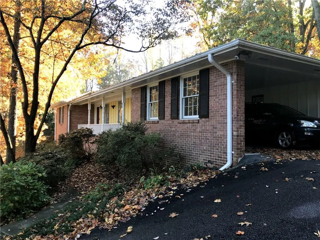 495 Abernathy Road Ne, Sandy Springs, Georgia 30328, 4 Bedrooms Bedrooms, ,2 BathroomsBathrooms,Residential,Sold,495 Abernathy Road Ne,5950892
