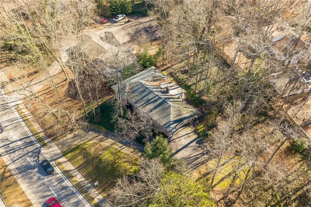 495 Abernathy Road Ne, Sandy Springs, Georgia 30328, 4 Bedrooms Bedrooms, ,2 BathroomsBathrooms,Residential,Sold,495 Abernathy Road Ne,5950892