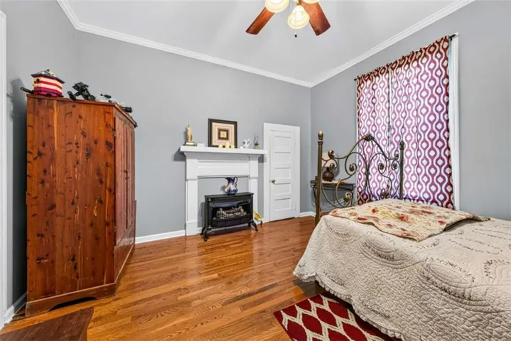 1170
