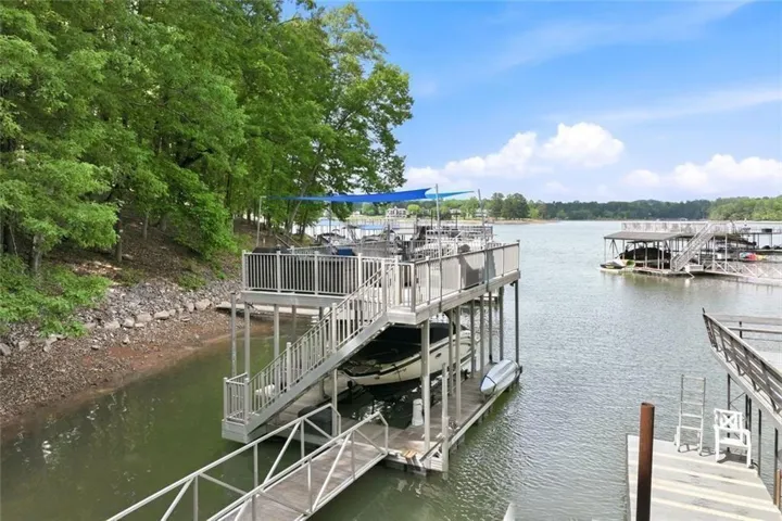 Dock Sits In a Secluded 10’+ Deep Water Cove