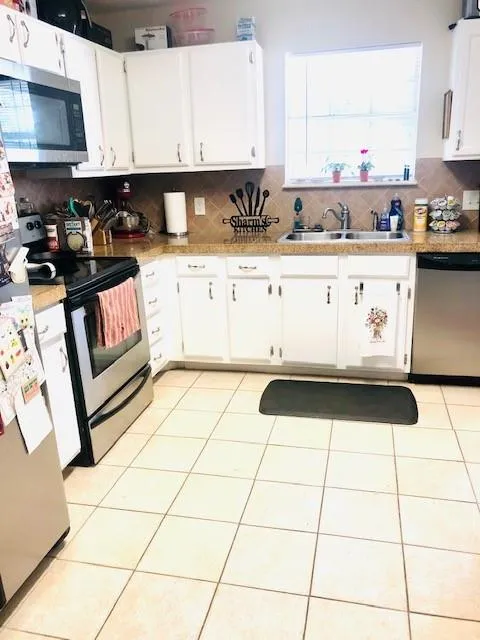 2305 Queen Anne Court, Sandy Springs, Georgia 30350, 2 Bedrooms Bedrooms, ,2 BathroomsBathrooms,Residential,Sold,2305 Queen Anne Court,6709618