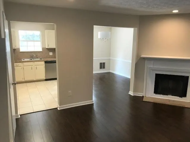2305 Queen Anne Court, Sandy Springs, Georgia 30350, 2 Bedrooms Bedrooms, ,2 BathroomsBathrooms,Residential,Sold,2305 Queen Anne Court,6709618