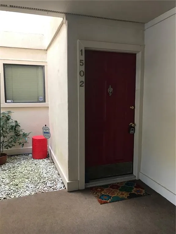 1502 Huntingdon Chase, Sandy Springs, Georgia 30350, 2 Bedrooms Bedrooms, ,2 BathroomsBathrooms,Residential,Sold,1502 Huntingdon Chase,6792361