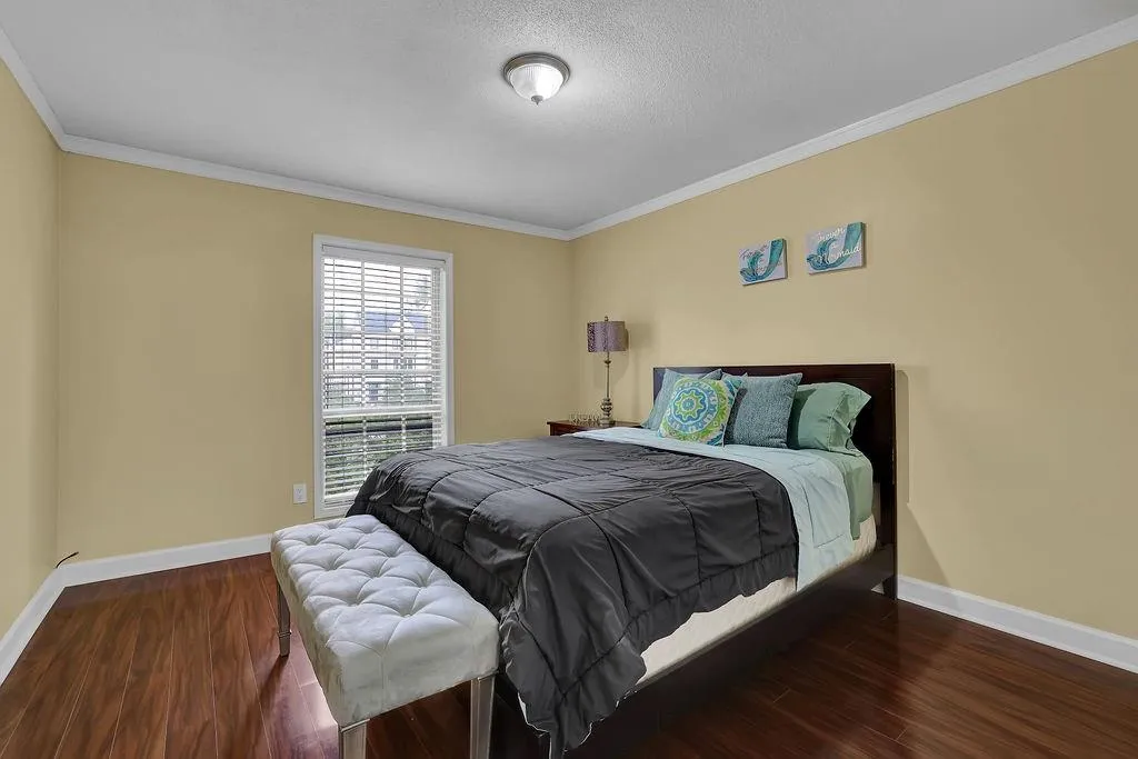 6851 Roswell Road Unit Q20, Sandy Springs, Georgia 30328, 3 Bedrooms Bedrooms, ,2 BathroomsBathrooms,Residential,Sold,6851 Roswell Road Unit Q20,7493097