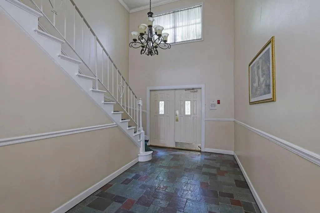 6851 Roswell Road Unit Q20, Sandy Springs, Georgia 30328, 3 Bedrooms Bedrooms, ,2 BathroomsBathrooms,Residential,Sold,6851 Roswell Road Unit Q20,7493097