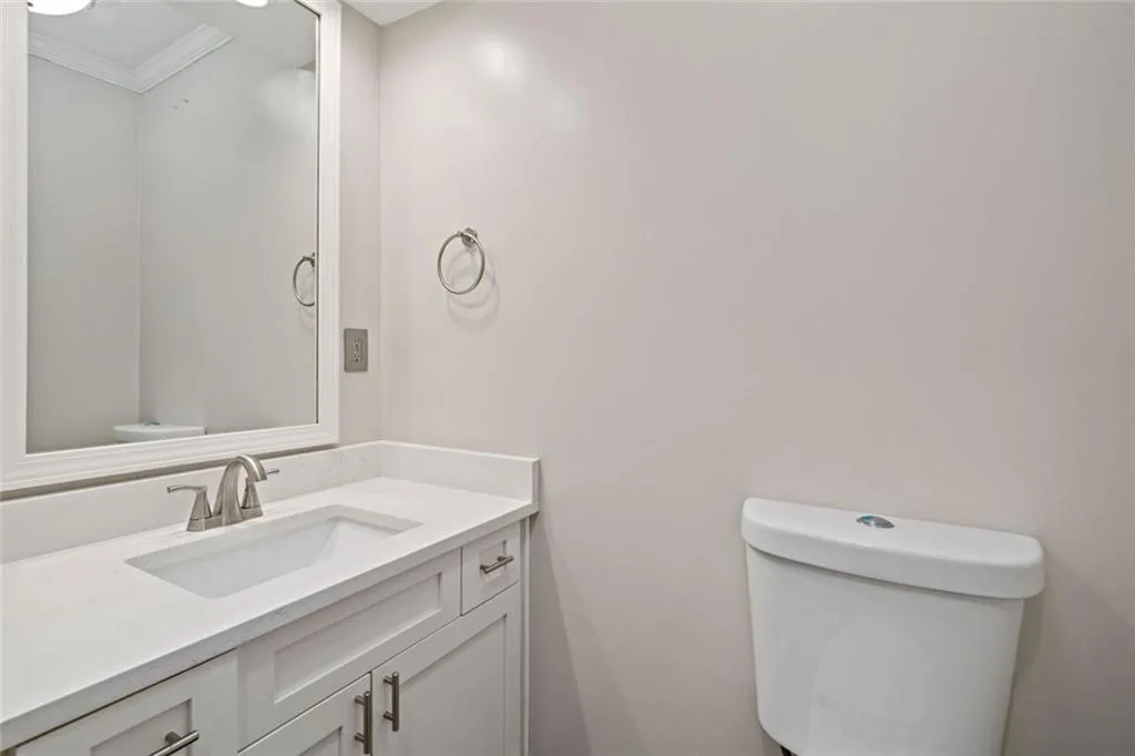 6 Alston Place Ne Place Ne, Atlanta, Georgia 30324, 3 Bedrooms Bedrooms, ,3 BathroomsBathrooms,Residential,For Sale,6 Alston Place Ne Place Ne,7606803