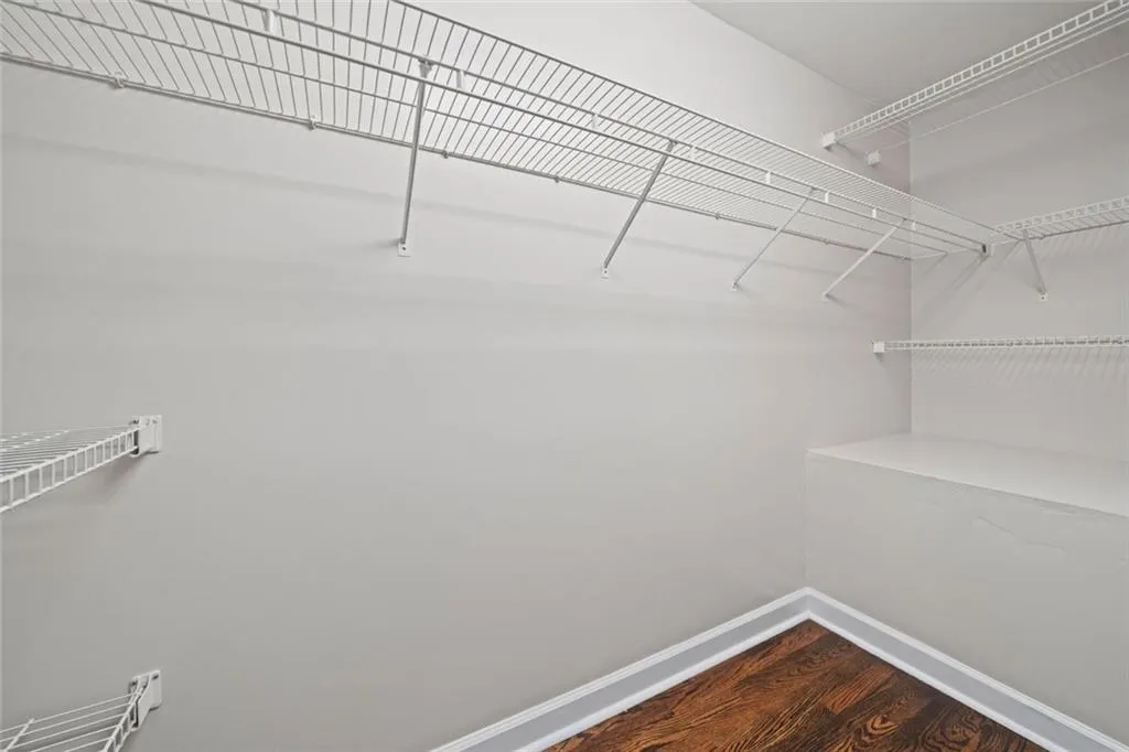 6 Alston Place Ne Place Ne, Atlanta, Georgia 30324, 3 Bedrooms Bedrooms, ,3 BathroomsBathrooms,Residential,For Sale,6 Alston Place Ne Place Ne,7606803