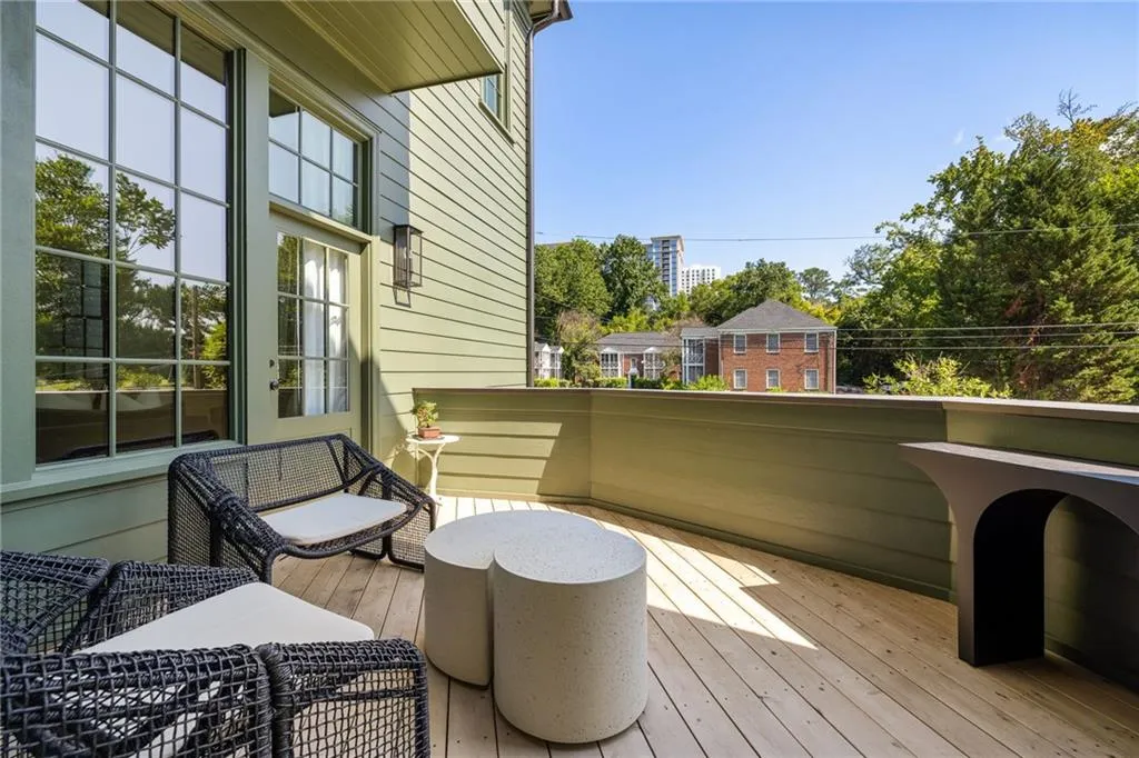 77 Delmont Drive Ne, Atlanta, Georgia 30305, 4 Bedrooms Bedrooms, ,4 BathroomsBathrooms,Residential,For Sale,77 Delmont Drive Ne,7588047