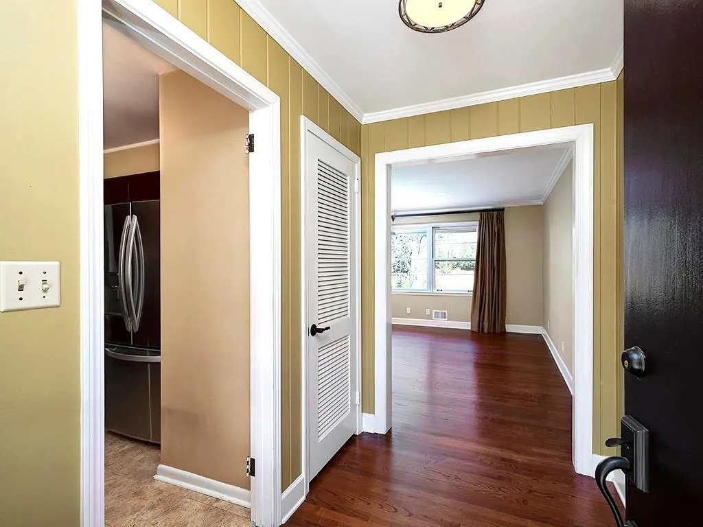 6618 Cherry Tree Lane, Sandy Springs, Georgia 30328, 4 Bedrooms Bedrooms, ,2 BathroomsBathrooms,Residential,Sold,6618 Cherry Tree Lane,7024649