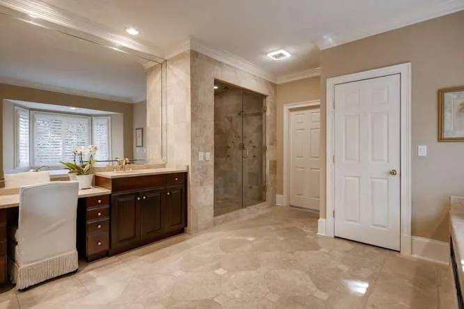 915 Curlew Court Nw, Atlanta, Georgia 30327, 4 Bedrooms Bedrooms, ,5 BathroomsBathrooms,Residential,Sold,915 Curlew Court Nw,6502147