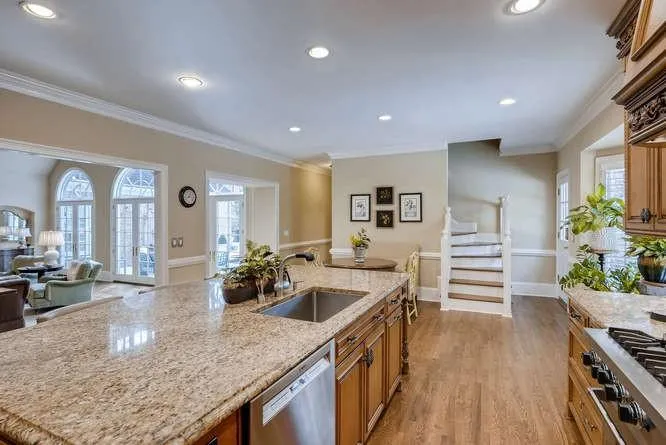 915 Curlew Court Nw, Atlanta, Georgia 30327, 4 Bedrooms Bedrooms, ,5 BathroomsBathrooms,Residential,Sold,915 Curlew Court Nw,6502147