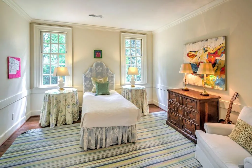 1725 Winterthur Close, Atlanta, Georgia 30328, 5 Bedrooms Bedrooms, ,5 BathroomsBathrooms,Residential,Sold,1725 Winterthur Close,5959949