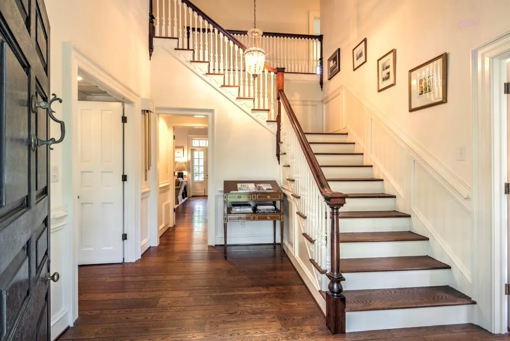1725 Winterthur Close, Atlanta, Georgia 30328, 5 Bedrooms Bedrooms, ,5 BathroomsBathrooms,Residential,Sold,1725 Winterthur Close,5959949