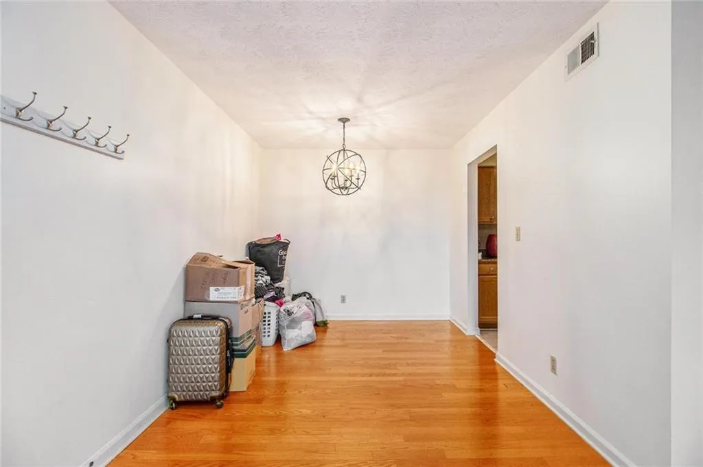 2955 Seven Pines Lane Unit 2, Atlanta, Georgia 30339, 2 Bedrooms Bedrooms, ,2 BathroomsBathrooms,Residential,For Sale,2955 Seven Pines Lane Unit 2,7621978