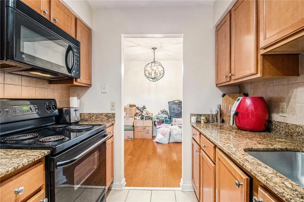 2955 Seven Pines Lane Unit 2, Atlanta, Georgia 30339, 2 Bedrooms Bedrooms, ,2 BathroomsBathrooms,Residential,For Sale,2955 Seven Pines Lane Unit 2,7621978