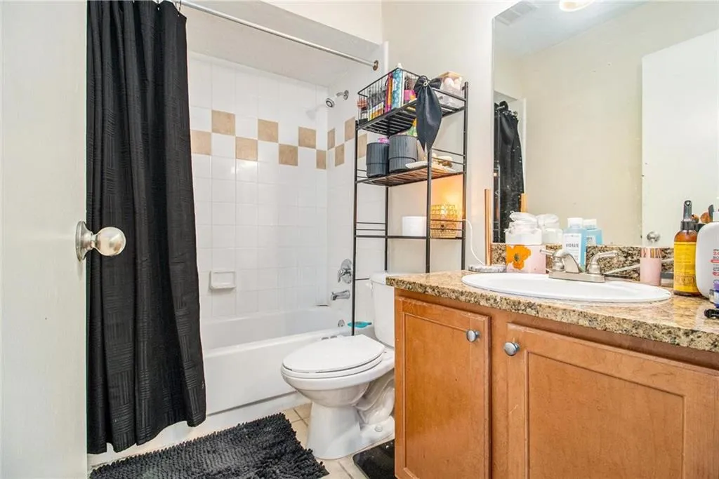 2955 Seven Pines Lane Unit 2, Atlanta, Georgia 30339, 2 Bedrooms Bedrooms, ,2 BathroomsBathrooms,Residential,For Sale,2955 Seven Pines Lane Unit 2,7621978