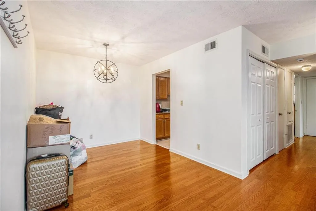 2955 Seven Pines Lane Unit 2, Atlanta, Georgia 30339, 2 Bedrooms Bedrooms, ,2 BathroomsBathrooms,Residential,For Sale,2955 Seven Pines Lane Unit 2,7621978