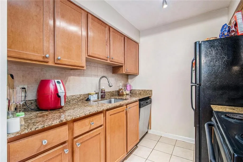 2955 Seven Pines Lane Unit 2, Atlanta, Georgia 30339, 2 Bedrooms Bedrooms, ,2 BathroomsBathrooms,Residential,For Sale,2955 Seven Pines Lane Unit 2,7621978