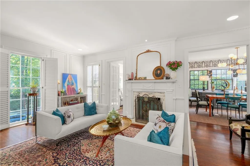 559 Spring Valley Road Nw, Atlanta, Georgia 30318, 6 Bedrooms Bedrooms, ,4 BathroomsBathrooms,Residential,For Sale,559 Spring Valley Road Nw,7675540