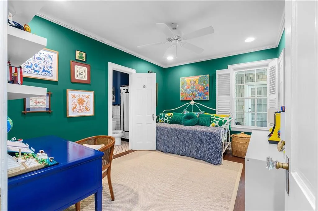 559 Spring Valley Road Nw, Atlanta, Georgia 30318, 6 Bedrooms Bedrooms, ,4 BathroomsBathrooms,Residential,For Sale,559 Spring Valley Road Nw,7675540