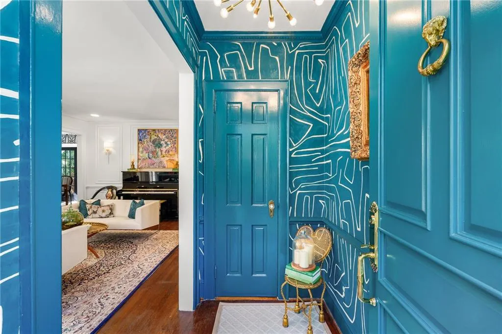 559 Spring Valley Road Nw, Atlanta, Georgia 30318, 6 Bedrooms Bedrooms, ,4 BathroomsBathrooms,Residential,For Sale,559 Spring Valley Road Nw,7675540