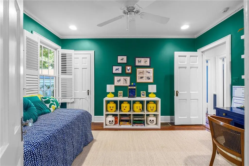 559 Spring Valley Road Nw, Atlanta, Georgia 30318, 6 Bedrooms Bedrooms, ,4 BathroomsBathrooms,Residential,For Sale,559 Spring Valley Road Nw,7675540