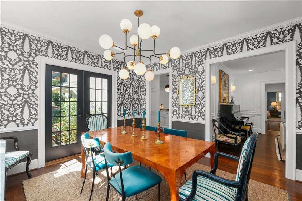 559 Spring Valley Road Nw, Atlanta, Georgia 30318, 6 Bedrooms Bedrooms, ,4 BathroomsBathrooms,Residential,For Sale,559 Spring Valley Road Nw,7675540