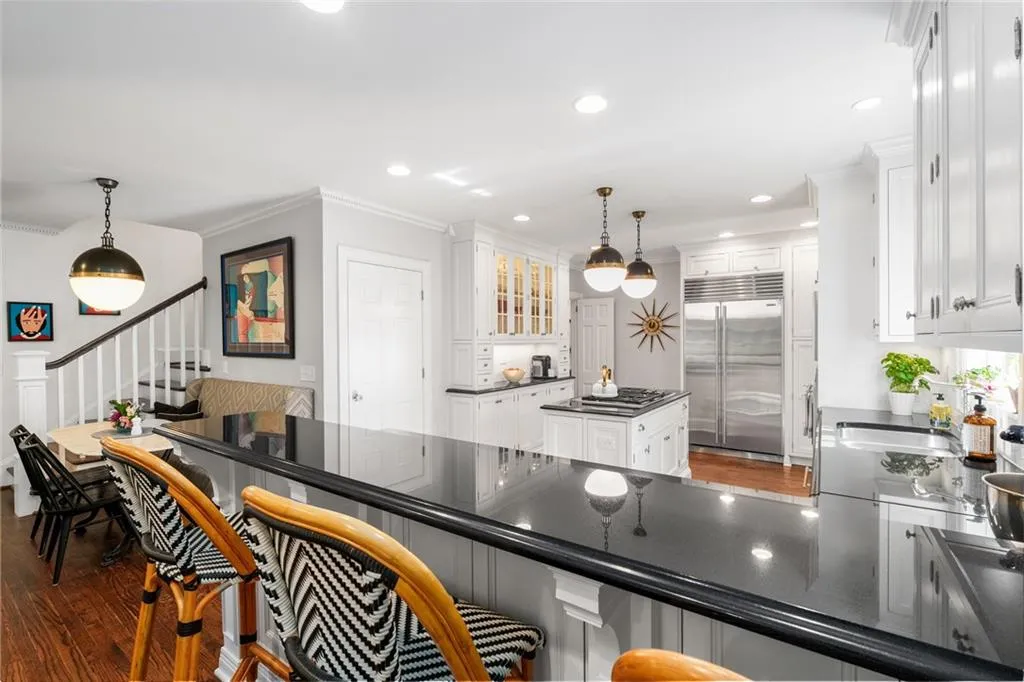 559 Spring Valley Road Nw, Atlanta, Georgia 30318, 6 Bedrooms Bedrooms, ,4 BathroomsBathrooms,Residential,For Sale,559 Spring Valley Road Nw,7675540