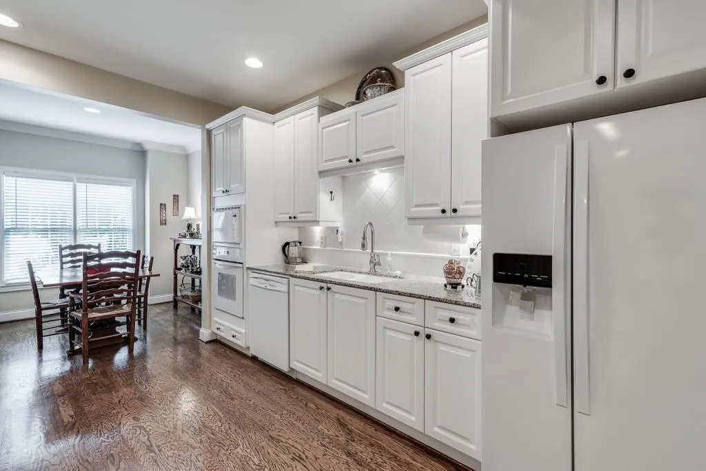 102 Brickstone Drive, Sandy Springs, Georgia 30339, 3 Bedrooms Bedrooms, ,2 BathroomsBathrooms,Residential,Sold,102 Brickstone Drive,6779181