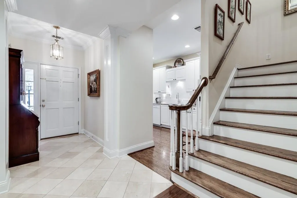 102 Brickstone Drive, Sandy Springs, Georgia 30339, 3 Bedrooms Bedrooms, ,2 BathroomsBathrooms,Residential,Sold,102 Brickstone Drive,6779181