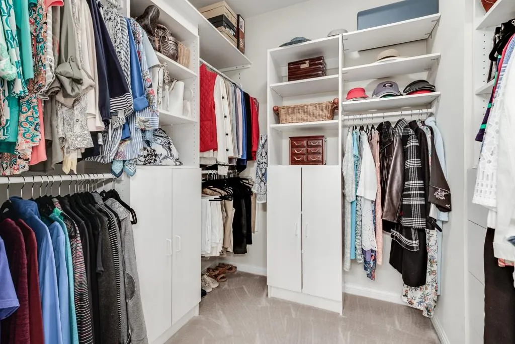 102 Brickstone Drive, Sandy Springs, Georgia 30339, 3 Bedrooms Bedrooms, ,2 BathroomsBathrooms,Residential,Sold,102 Brickstone Drive,6779181