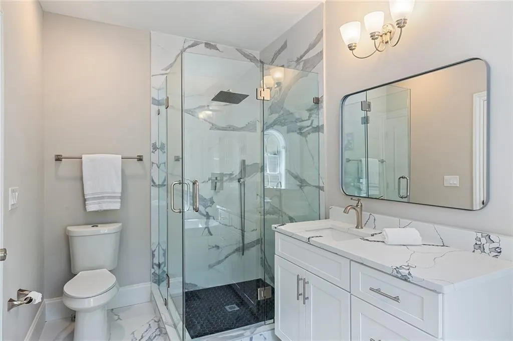 580 Cliftwood Court, Sandy Springs, Georgia 30328, 4 Bedrooms Bedrooms, ,4 BathroomsBathrooms,Residential,For Sale,580 Cliftwood Court,7575720