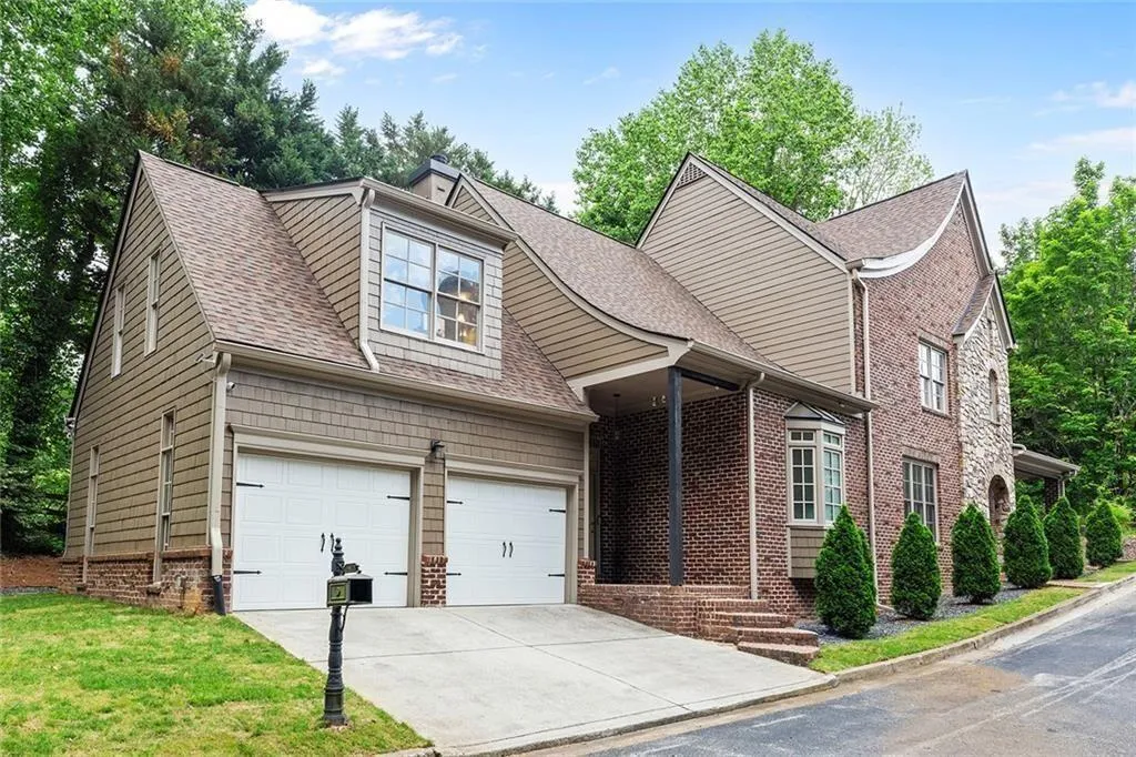 580 Cliftwood Court, Sandy Springs, Georgia 30328, 4 Bedrooms Bedrooms, ,4 BathroomsBathrooms,Residential,For Sale,580 Cliftwood Court,7575720