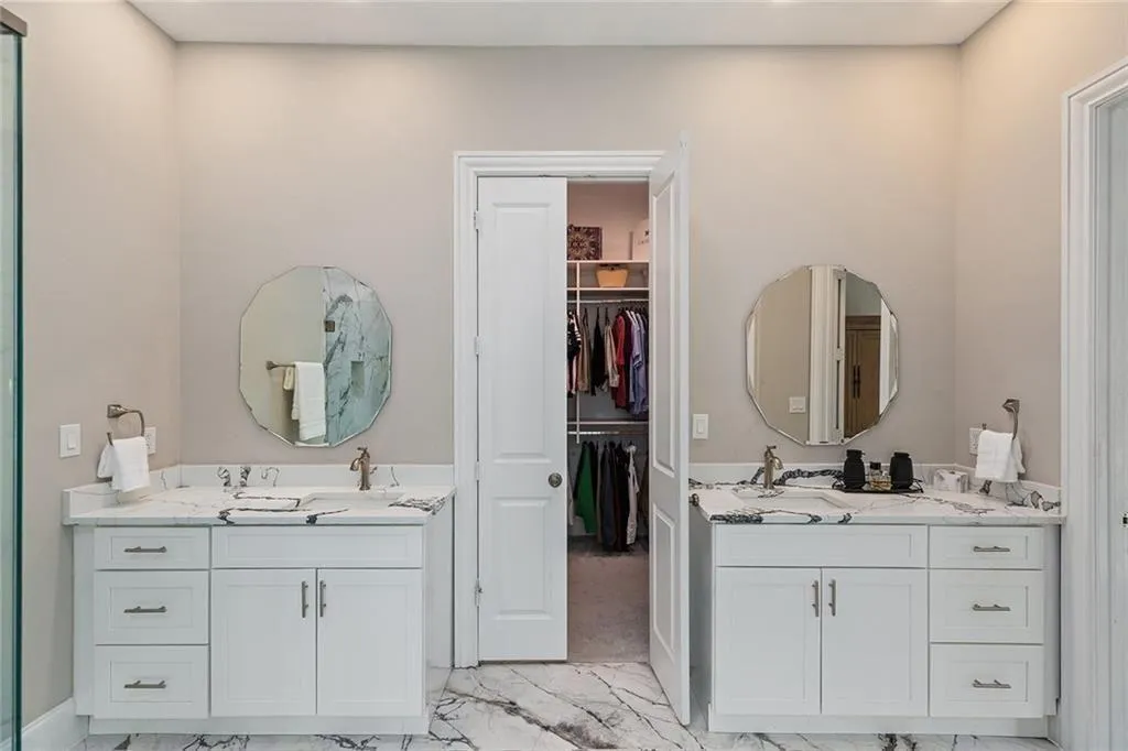 580 Cliftwood Court, Sandy Springs, Georgia 30328, 4 Bedrooms Bedrooms, ,4 BathroomsBathrooms,Residential,For Sale,580 Cliftwood Court,7575720