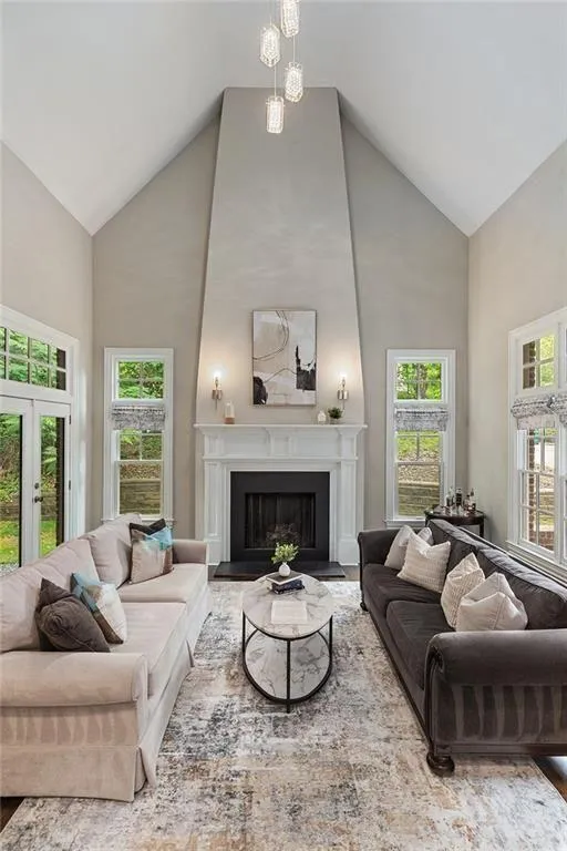 580 Cliftwood Court, Sandy Springs, Georgia 30328, 4 Bedrooms Bedrooms, ,4 BathroomsBathrooms,Residential,For Sale,580 Cliftwood Court,7575720
