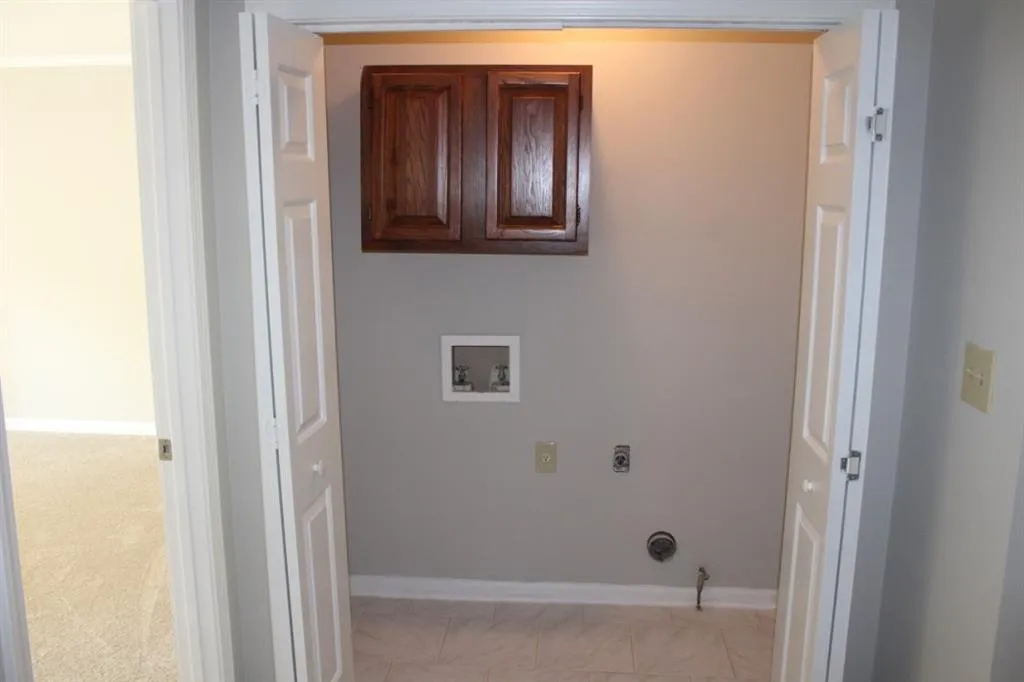 115 Brantley Road, Atlanta, Georgia 30350, 2 Bedrooms Bedrooms, ,2 BathroomsBathrooms,Residential,Sold,115 Brantley Road,5590958