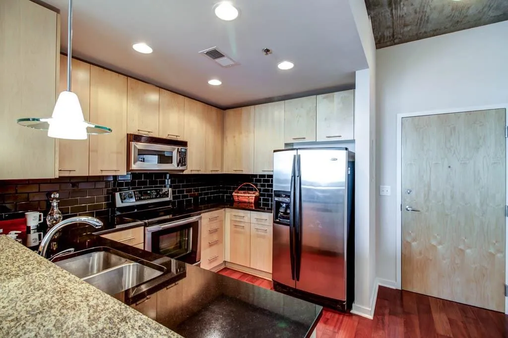 3324 Peachtree Road Ne Unit 2710, Atlanta, Georgia 30326, 1 Bedroom Bedrooms, ,1 BathroomBathrooms,Residential,Sold,3324 Peachtree Road Ne Unit 2710,5626695