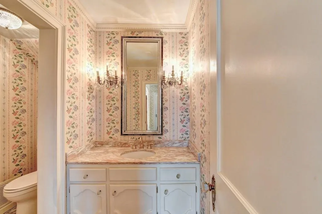 4867 Northland Drive, Atlanta, Georgia 30342, 5 Bedrooms Bedrooms, ,3 BathroomsBathrooms,Residential,Sold,4867 Northland Drive,6996065
