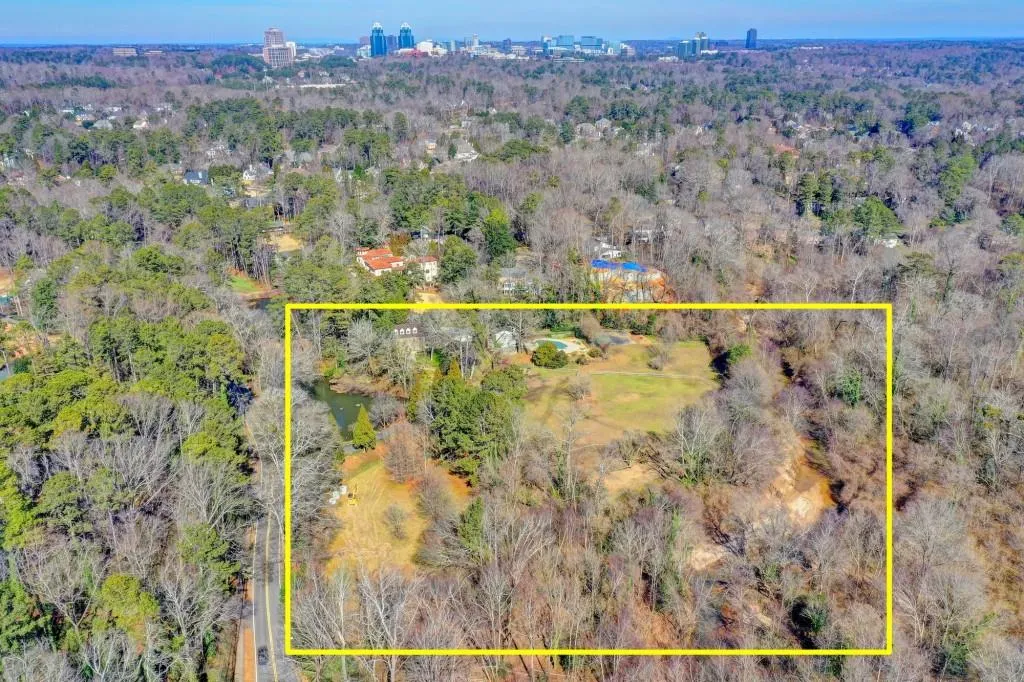 4867 Northland Drive, Atlanta, Georgia 30342, 5 Bedrooms Bedrooms, ,3 BathroomsBathrooms,Residential,Sold,4867 Northland Drive,6996065