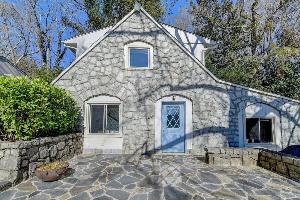 4867 Northland Drive, Atlanta, Georgia 30342, 5 Bedrooms Bedrooms, ,3 BathroomsBathrooms,Residential,Sold,4867 Northland Drive,6996065