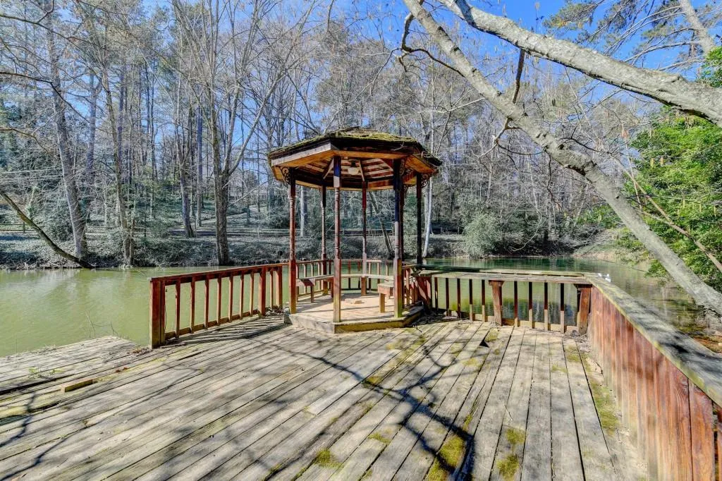 4867 Northland Drive, Atlanta, Georgia 30342, 5 Bedrooms Bedrooms, ,3 BathroomsBathrooms,Residential,Sold,4867 Northland Drive,6996065