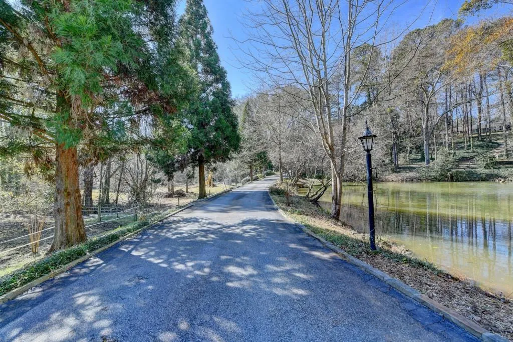 4867 Northland Drive, Atlanta, Georgia 30342, 5 Bedrooms Bedrooms, ,3 BathroomsBathrooms,Residential,Sold,4867 Northland Drive,6996065