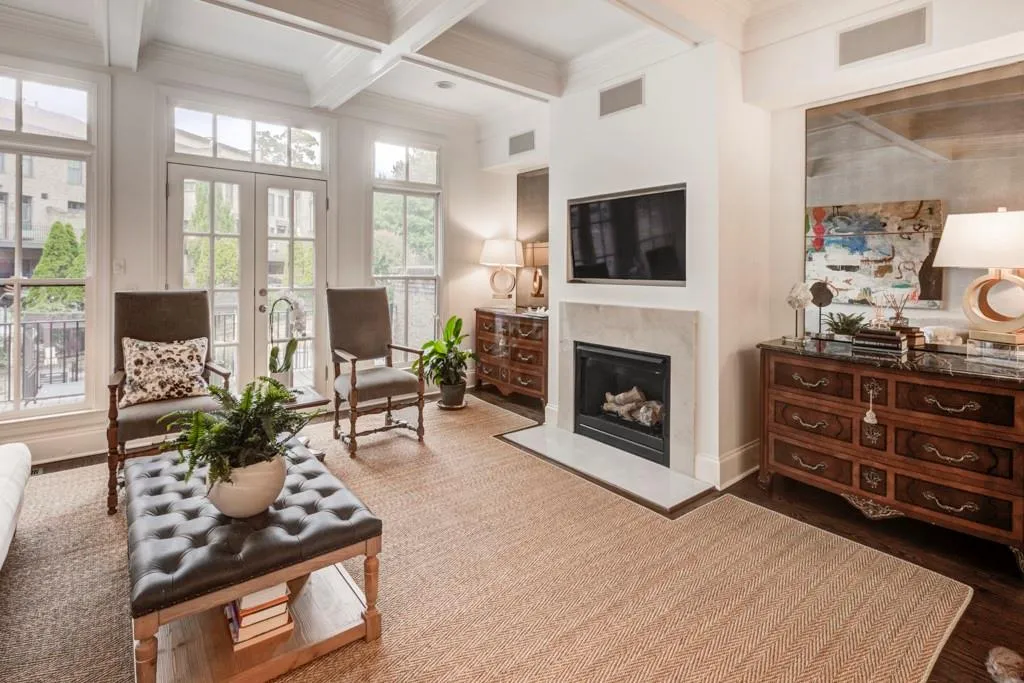 45 Honour Avenue Nw, Atlanta, Georgia 30305, 3 Bedrooms Bedrooms, ,3 BathroomsBathrooms,Residential,For Sale,45 Honour Avenue Nw,7644022