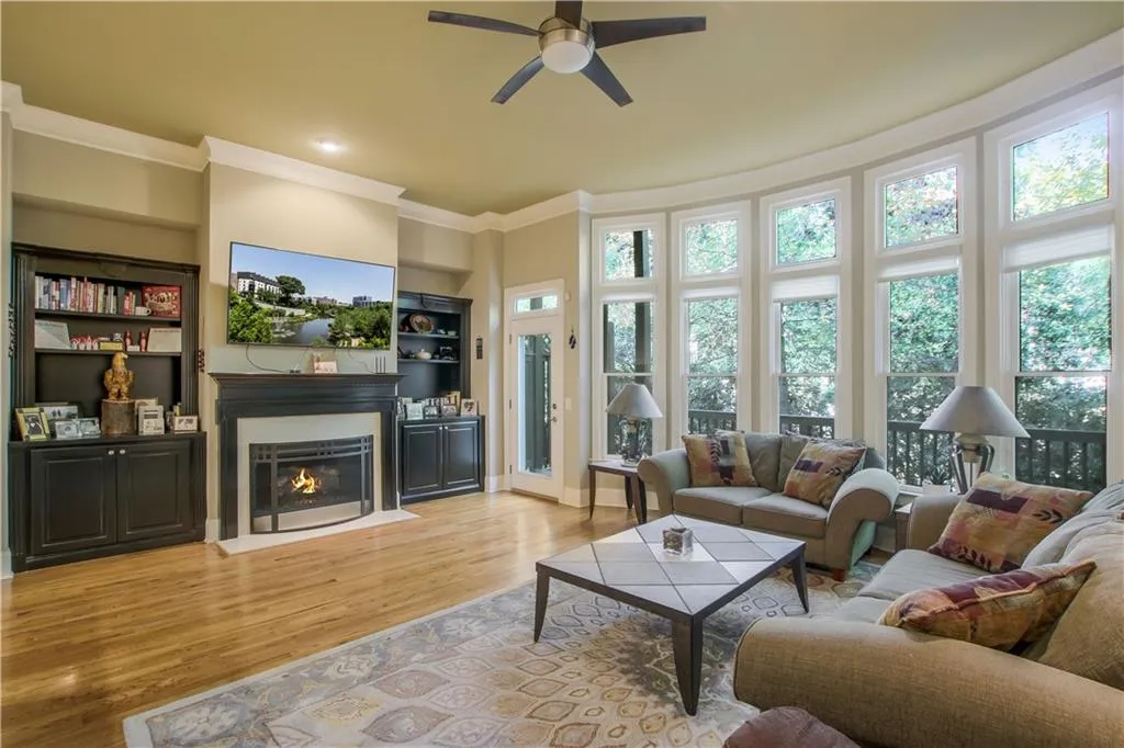 133 Chemin De Vie, Sandy Springs, Georgia 30342, 3 Bedrooms Bedrooms, ,3 BathroomsBathrooms,Residential,Sold,133 Chemin De Vie,6806930