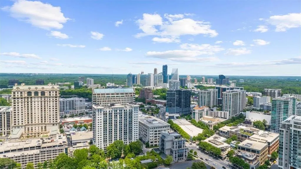 2881 Peachtree Road Ne Unit 1102, Atlanta, Georgia 30305, 2 Bedrooms Bedrooms, ,2 BathroomsBathrooms,Residential,For Sale,2881 Peachtree Road Ne Unit 1102,7574661