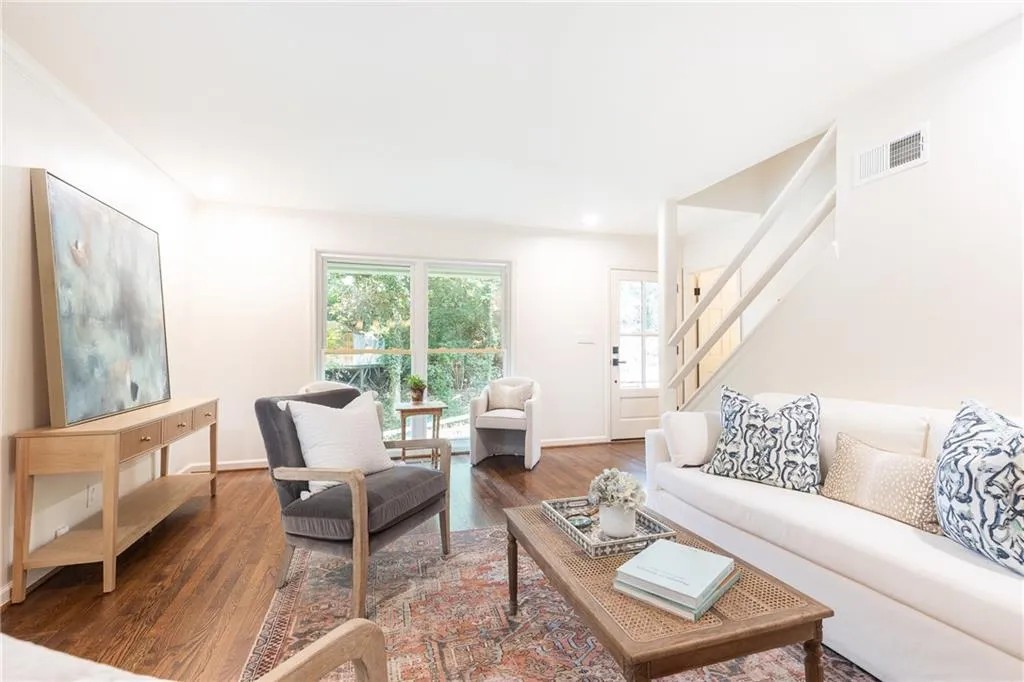 2891 Ridgemore Road Nw, Atlanta, Georgia 30318, 3 Bedrooms Bedrooms, ,3 BathroomsBathrooms,Residential,For Sale,2891 Ridgemore Road Nw,7650805