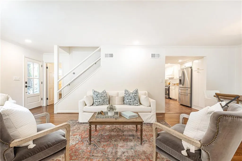 2891 Ridgemore Road Nw, Atlanta, Georgia 30318, 3 Bedrooms Bedrooms, ,3 BathroomsBathrooms,Residential,For Sale,2891 Ridgemore Road Nw,7650805